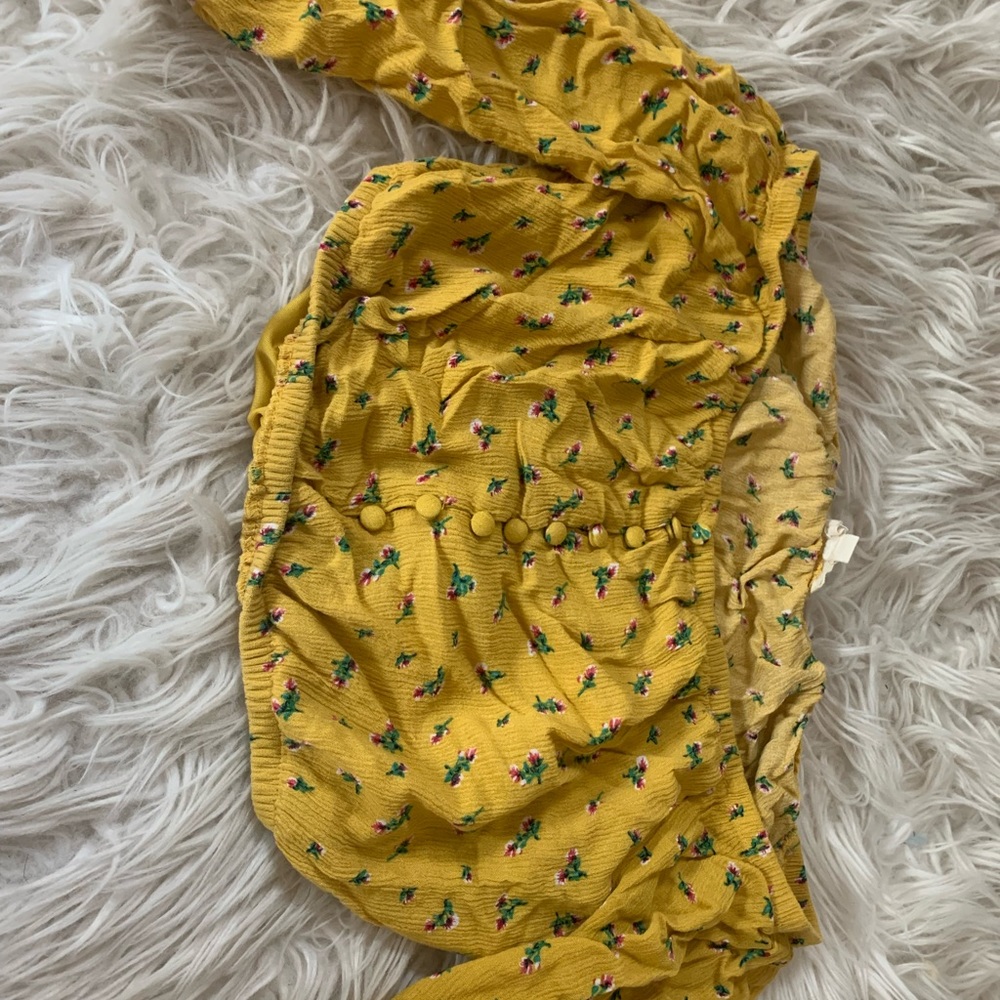 LA HEARTS PACSUN yellow floral summer off the shoulder crop top size small